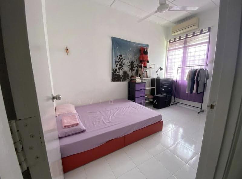 2-storey Terraced House for Sale in Bandar Mahkota Cheras (Cheras) - David Chat - Bedroom - PropertyGuru.com.my