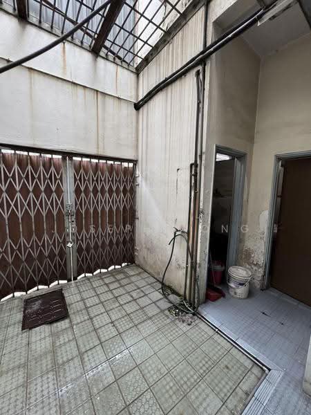 Kedai / Pejabat untuk Disewa di Taman Tasek Jaya (Ipoh) - Joseph Wong - Exterior - PropertyGuru.com.my