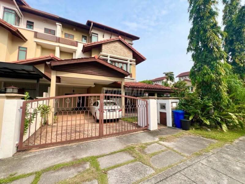 Rumah Berkembar untuk Dijual di Taman TTDI Jaya (Shah Alam) - Mohammad Din Majid - Exterior - PropertyGuru.com.my