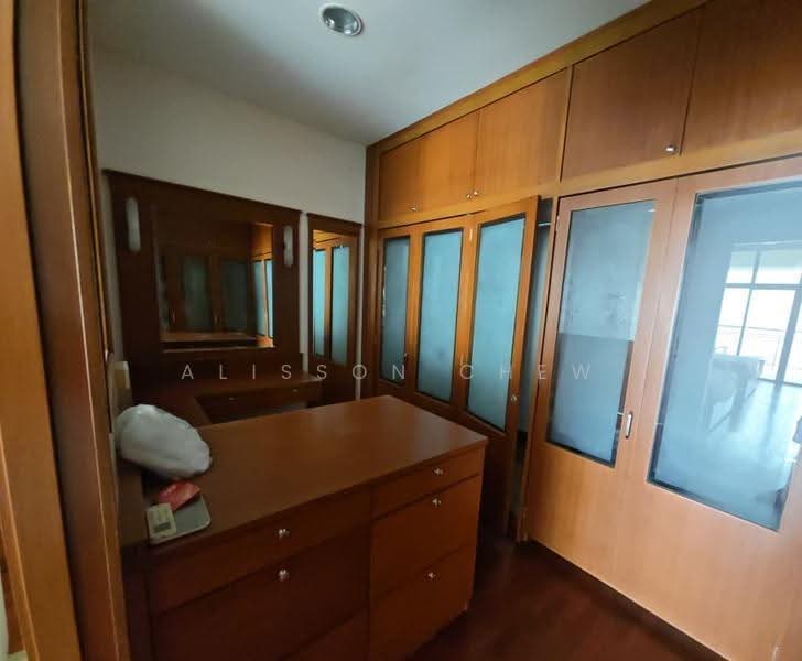 Kondominium untuk Disewa di Sri Golden Bay Condominium - Alisson Chew - Interior - PropertyGuru.com.my