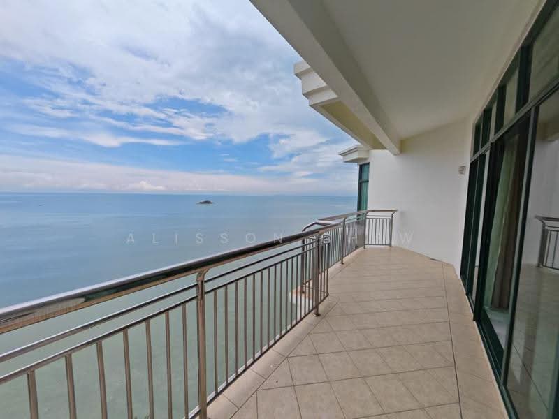 Kondominium untuk Disewa di Sri Golden Bay Condominium - Alisson Chew - Balcony - PropertyGuru.com.my