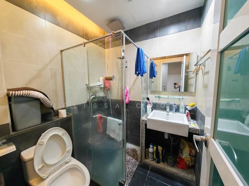 Rumah Teres 1-Tingkat untuk Dijual di Taman Serdang Raya (Seri Kembangan) - Melissa Chong - Bathroom - PropertyGuru.com.my