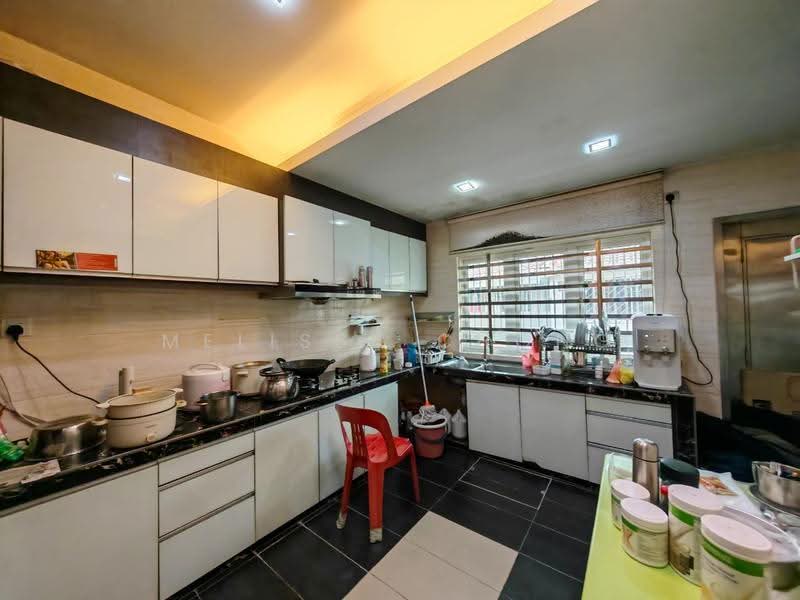 Rumah Teres 1-Tingkat untuk Dijual di Taman Serdang Raya (Seri Kembangan) - Melissa Chong - Kitchen - PropertyGuru.com.my