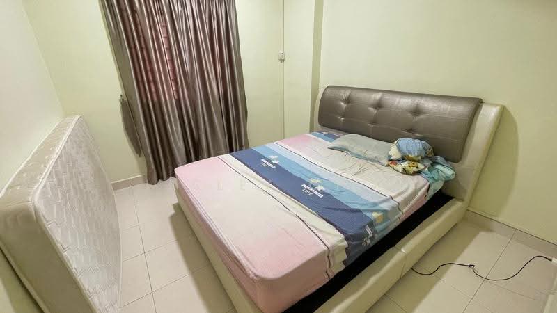 Condominium for Sale at 1 Petaling - Lesley Chik - Bedroom - PropertyGuru.com.my