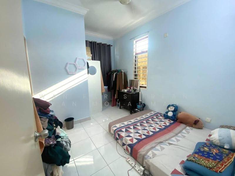 2-storey Terraced House for Sale in Seksyen 4 (Bandar Baru Bangi) - Wan Faris Irfan Wan Mohammad - Bedroom - PropertyGuru.com.my