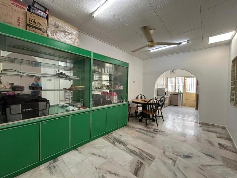 1-storey Terraced House for Rent in Taman Seri Krubong (Krubong) - Jesslyn Low - Living Room - PropertyGuru.com.my