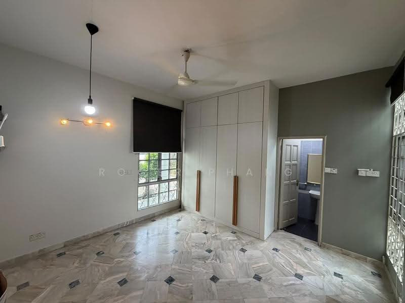 Rumah Banglo untuk Disewa di Usj 5 (Subang Jaya) - Roger Phang - Bedroom - PropertyGuru.com.my
