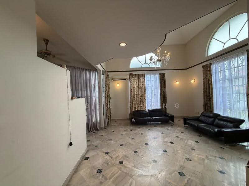 Rumah Banglo untuk Disewa di Usj 5 (Subang Jaya) - Roger Phang - Living Room - PropertyGuru.com.my