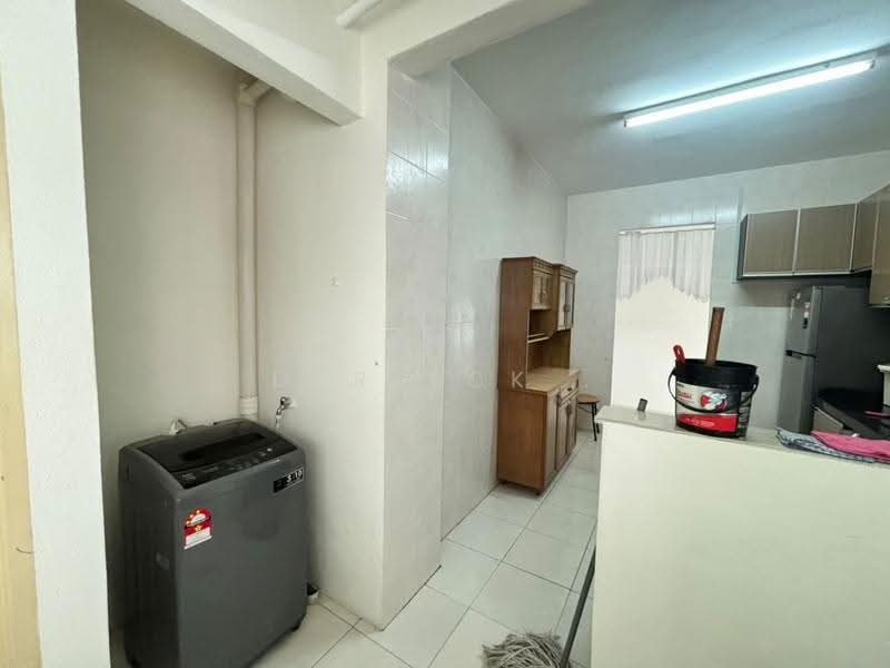 Condominium for Sale at Regency Heights Condo - Derrick . - Kitchen - PropertyGuru.com.my
