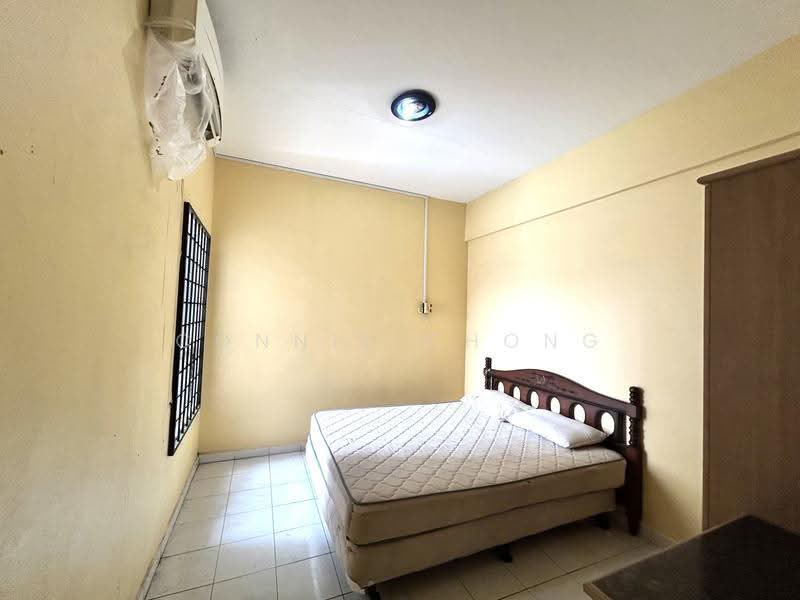 Apartment for Sale at PD Marina World Resort - Connie Chong - Bedroom - PropertyGuru.com.my