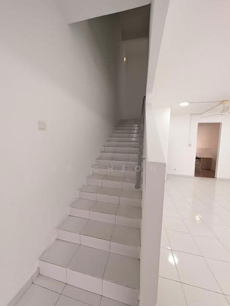 Rumah Teres 2-Tingkat untuk Disewa di Seksyen 33 (Shah Alam) - CK Cheong - Interior - PropertyGuru.com.my
