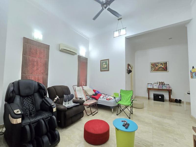 Rumah Banglo untuk Dijual di Laman Ara (Petaling Jaya) - Reni Lim - Living Room - PropertyGuru.com.my