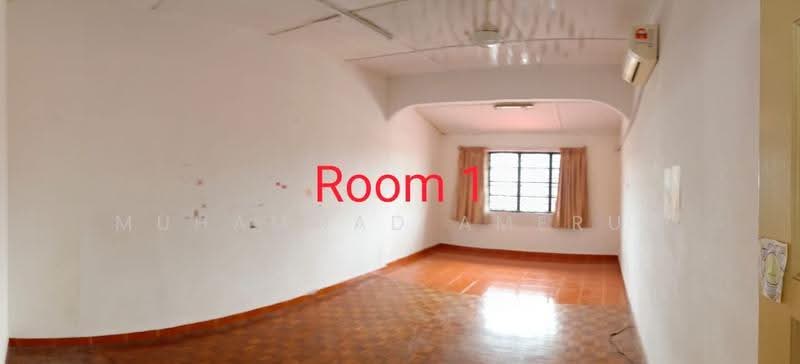 Rumah Teres 2-Tingkat untuk Disewa di Taman Midah (Cheras) - Muhammad Amerul - Living Room - PropertyGuru.com.my