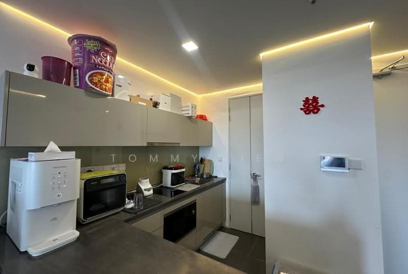 Service Residence for Sale at Ativo Suites @ Damansara Avenue - Tommy Liew - Kitchen - PropertyGuru.com.my