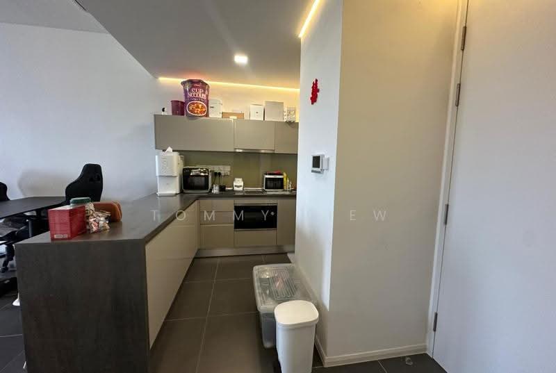 Service Residence for Sale at Ativo Suites @ Damansara Avenue - Tommy Liew - Kitchen - PropertyGuru.com.my