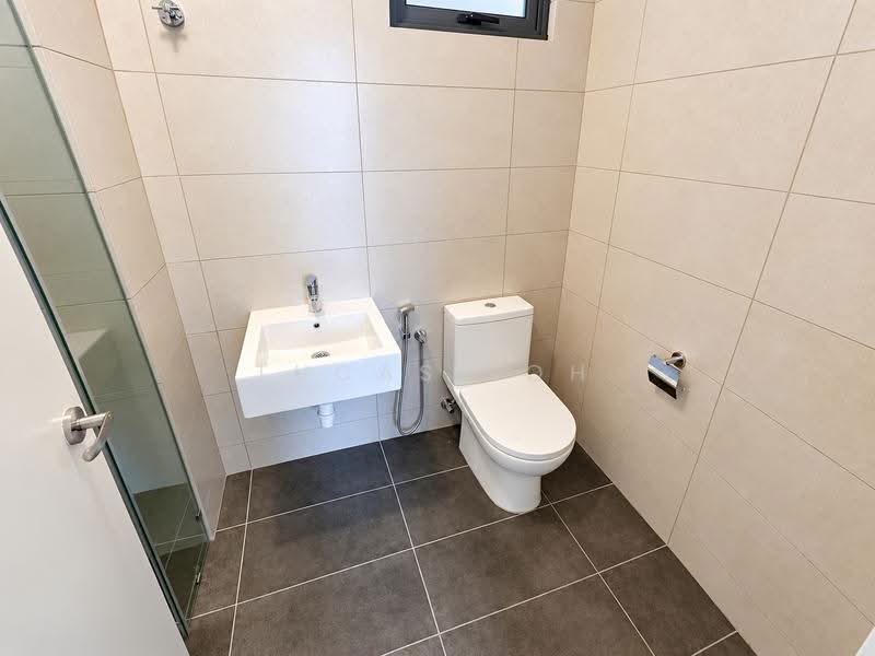 Service Residence for Sale at Sunway Avila Residences - Lucas Loh - Bathroom - PropertyGuru.com.my