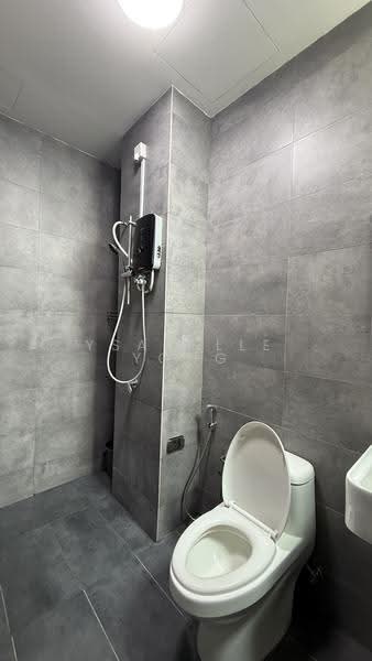 Kondominium untuk Disewa di Verando Residence - Ysabelle Yong - Bathroom - PropertyGuru.com.my