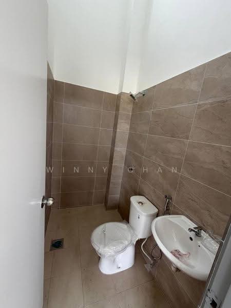 Terraced House for Sale in Bandar Baru Batu Gajah (Batu Gajah) - Winny Chan - Bathroom - PropertyGuru.com.my