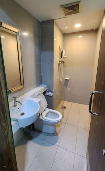 Service Residence for Rent at The Scott Garden SOHO - Nicole Loh - Bathroom - PropertyGuru.com.my