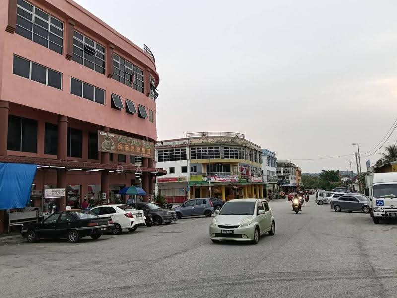 Shop / Office for Rent in Rawang (Selangor) - David Low - PropertyGuru.com.my