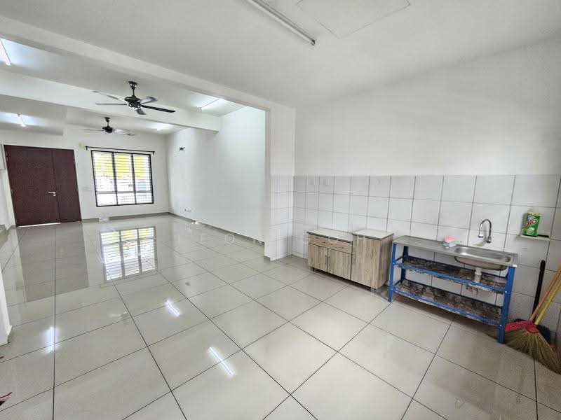 2-storey Terraced House for Rent in Bandar Rimbayu (Telok Panglima Garang) - Leon Goh - Interior - PropertyGuru.com.my