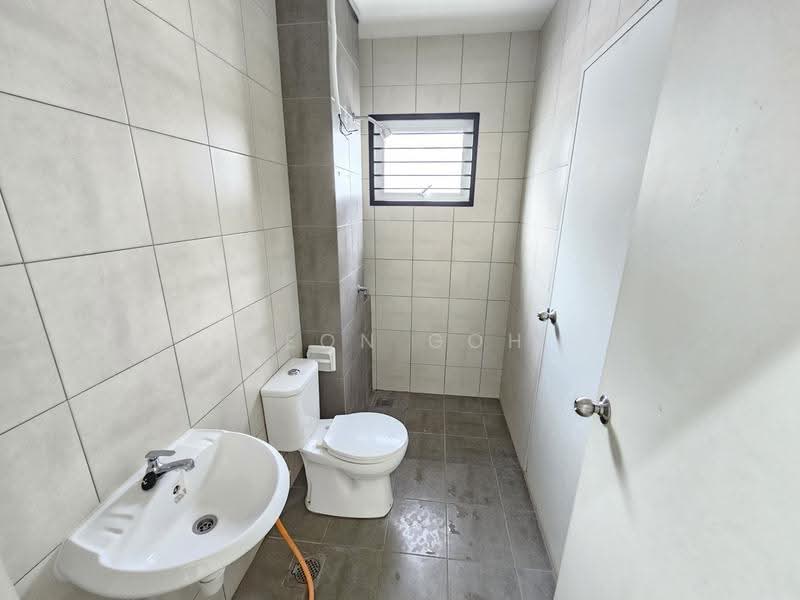 2-storey Terraced House for Rent in Bandar Rimbayu (Telok Panglima Garang) - Leon Goh - Bathroom - PropertyGuru.com.my