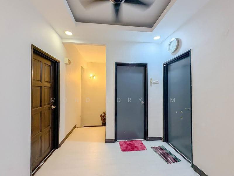 Rumah Teres 2-Tingkat untuk Dijual di Seksyen 33 (Shah Alam) - Mohd Adryzam - PropertyGuru.com.my