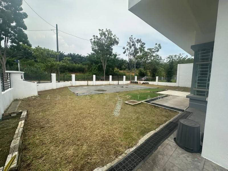 Rumah Berkembar untuk Disewa di Bandar Saujana Putra (Tanjong Duabelas) - Sariza Hartanah - Exterior - PropertyGuru.com.my