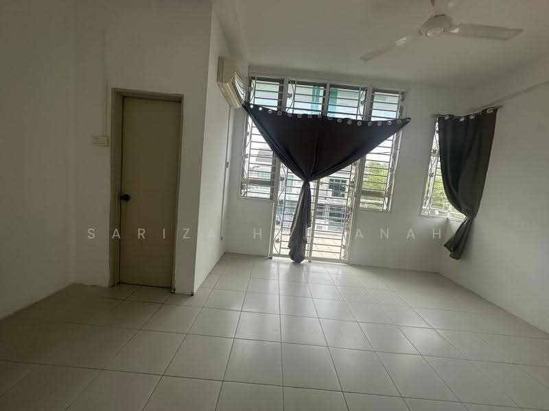 Rumah Berkembar untuk Disewa di Bandar Saujana Putra (Tanjong Duabelas) - Sariza Hartanah - PropertyGuru.com.my