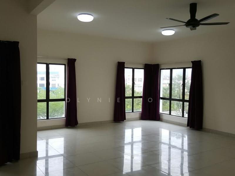 Bungalow House for Sale in Taman Prima Saujana (Kajang) - Dlynie Ooi - Living Room - PropertyGuru.com.my