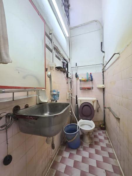 2-storey Terraced House for Sale in Taman Gemilang (Cheras) - Ken Lew - Bathroom - PropertyGuru.com.my