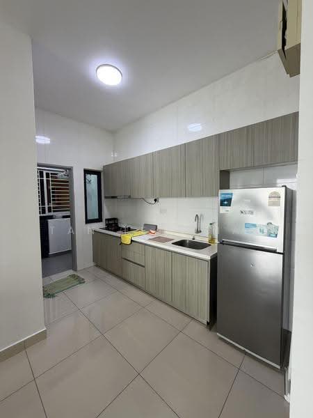 Kondominium untuk Dijual di The Raffles Suites - Tan Teak Hai - Kitchen - PropertyGuru.com.my