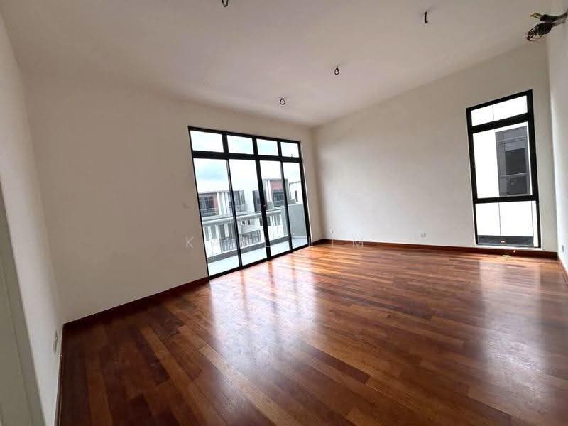 Semi-Detached House for Sale in Taman Sutera (Johor Bahru) - Karl Lim - Living Room - PropertyGuru.com.my