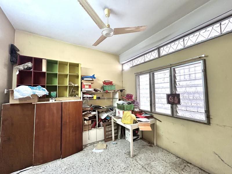 Bungalow House for Sale in Bukit Rasah (Seremban) - Connie Chong - Study - PropertyGuru.com.my