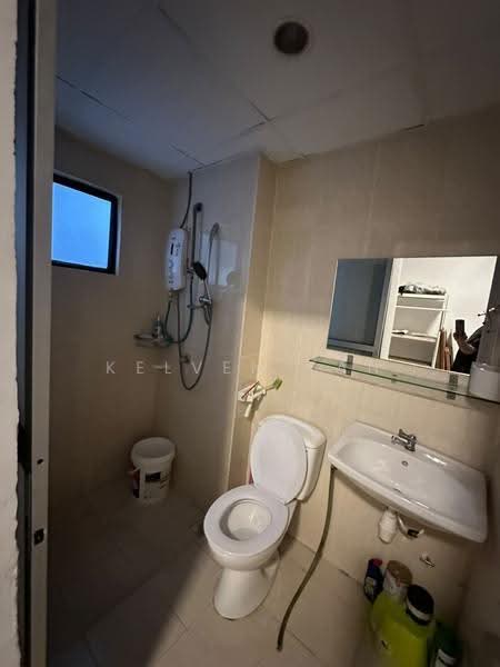 Kondominium untuk Disewa di Royal Domain Sri Putramas 2 - Kelven Tan - Bathroom - PropertyGuru.com.my