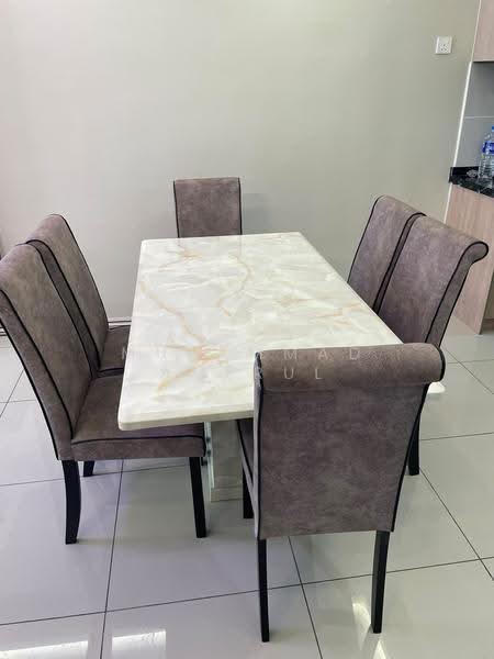 Rumah Teres untuk Disewa di Banting (Selangor) - Muhammad Amerul - Dining Room - PropertyGuru.com.my
