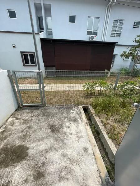 Rumah Teres untuk Disewa di Banting (Selangor) - Muhammad Amerul - Exterior - PropertyGuru.com.my