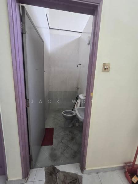2-storey Terraced House for Sale in Skudai (Johor) - Jack Wong - Bathroom - PropertyGuru.com.my