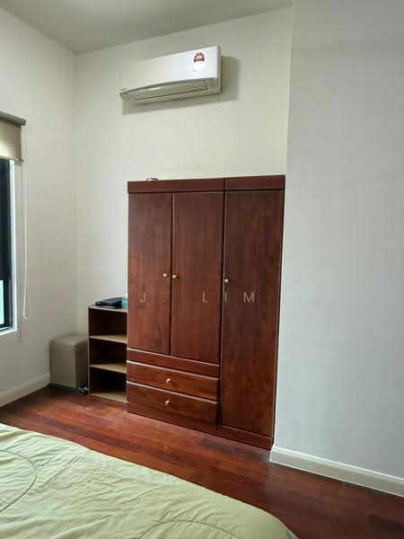 Kondominium untuk Dijual di The Vyne - J. Lim - Bedroom - PropertyGuru.com.my