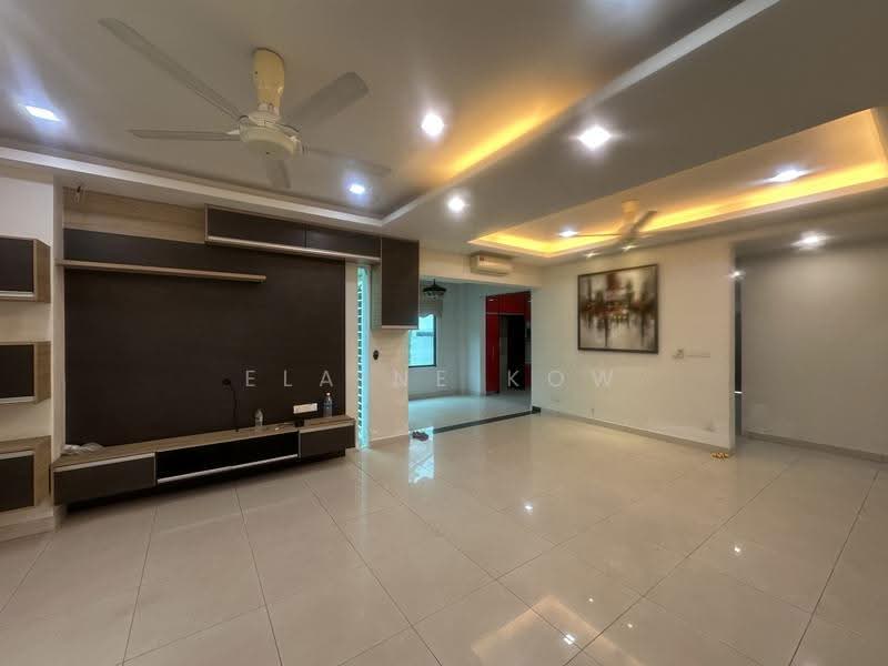 2.5-storey Terraced House for Sale in Taman Putra Prima (Puchong) - Elaine Kow - Living Room - PropertyGuru.com.my