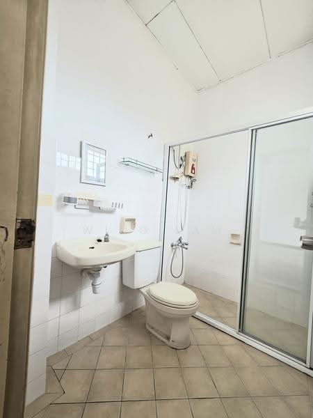 Rumah Teres 2-Tingkat untuk Dijual di Bandar Baru Sri Petaling (Sri Petaling) - Wing Lam - Bathroom - PropertyGuru.com.my