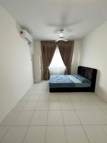 Condominium for Rent at Residensi Sateria - Aisah Nordin - Bedroom - PropertyGuru.com.my