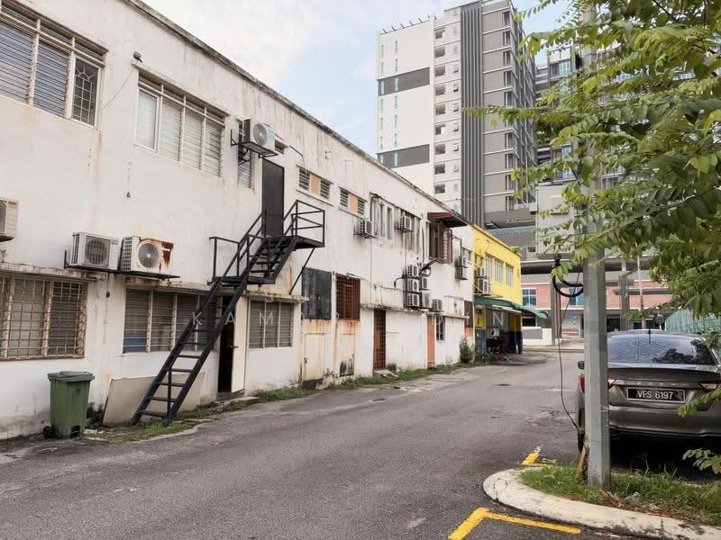 Shop for Rent in Subang Bestari (Shah Alam) - Sufian Kamaruddin - Exterior - PropertyGuru.com.my