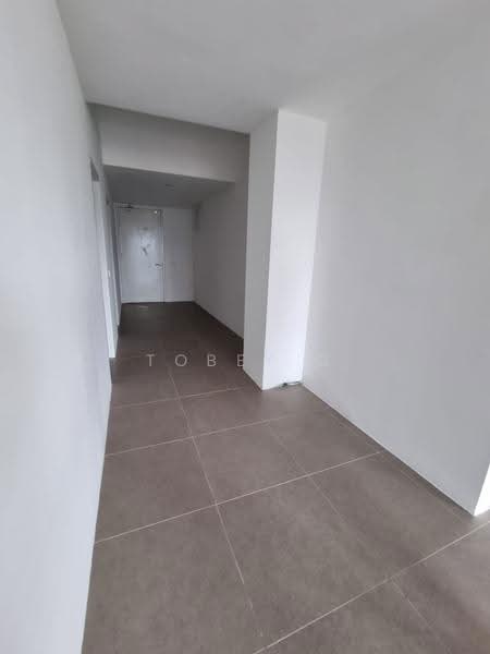 Kediaman Servis untuk Dijual di Suite Enesta - Tobey G - Entrance - PropertyGuru.com.my