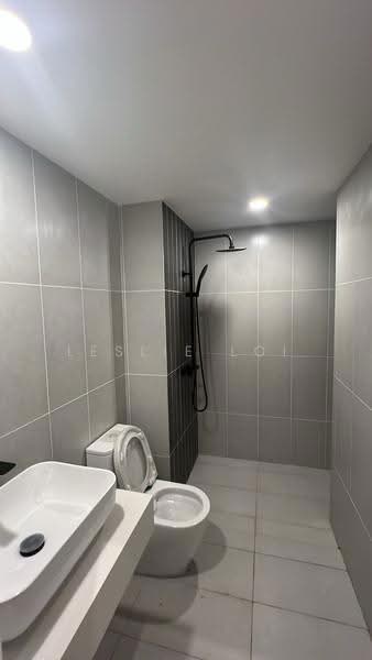Kondominium untuk Disewa di Milano Eight - Leslie Loi - Bathroom - PropertyGuru.com.my