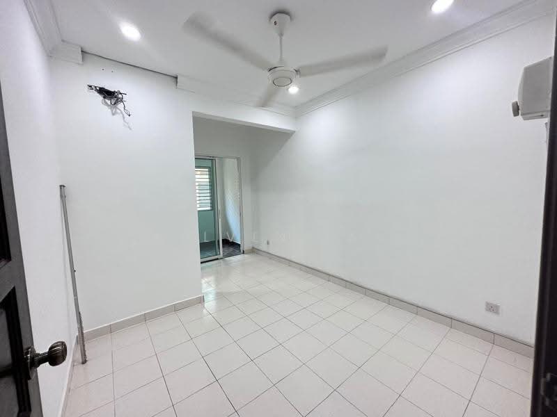 Terraced House for Sale in Laman Rimbunan (Kepong) - Kelven Tan - Living Room - PropertyGuru.com.my