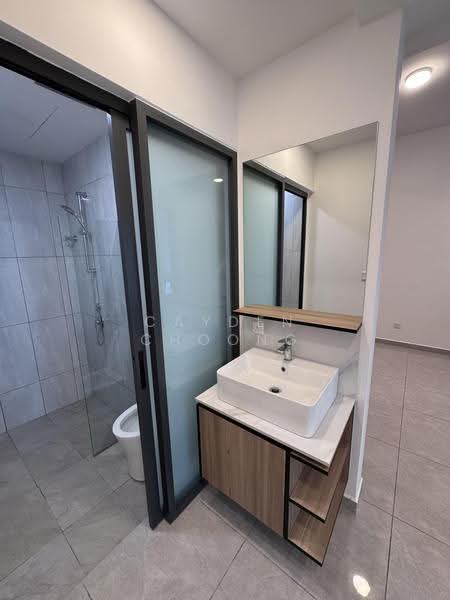 Pangsapuri untuk Disewa di Savana @ Batu Kawan - Cayden Choong - Bathroom - PropertyGuru.com.my