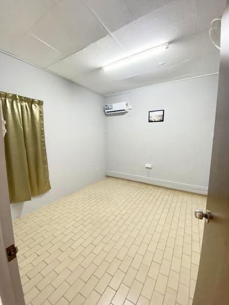 1-storey Terraced House for Sale in Taman Abad (Johor Bahru) - Yik Tat - Interior - PropertyGuru.com.my