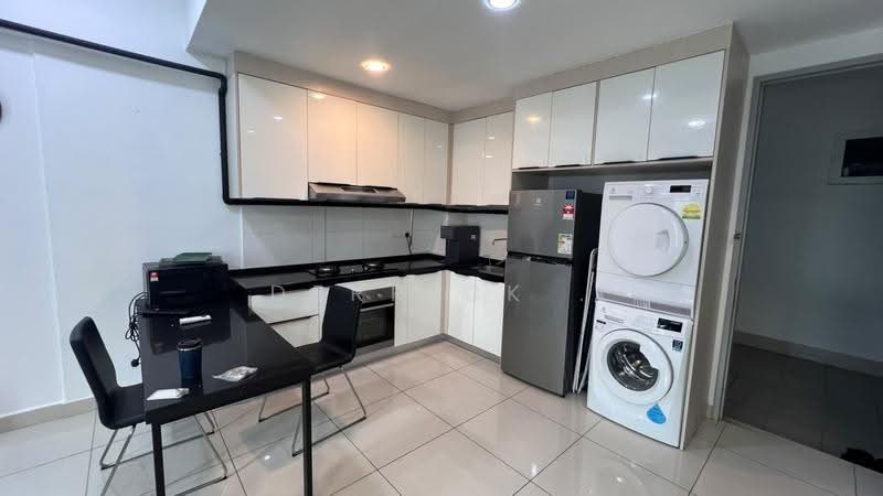 Condominium for Rent at Tropicana Bay Residences - Derrick . - Kitchen - PropertyGuru.com.my