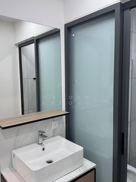 Pangsapuri untuk Disewa di Savana @ Batu Kawan - Cayden Choong - Bathroom - PropertyGuru.com.my